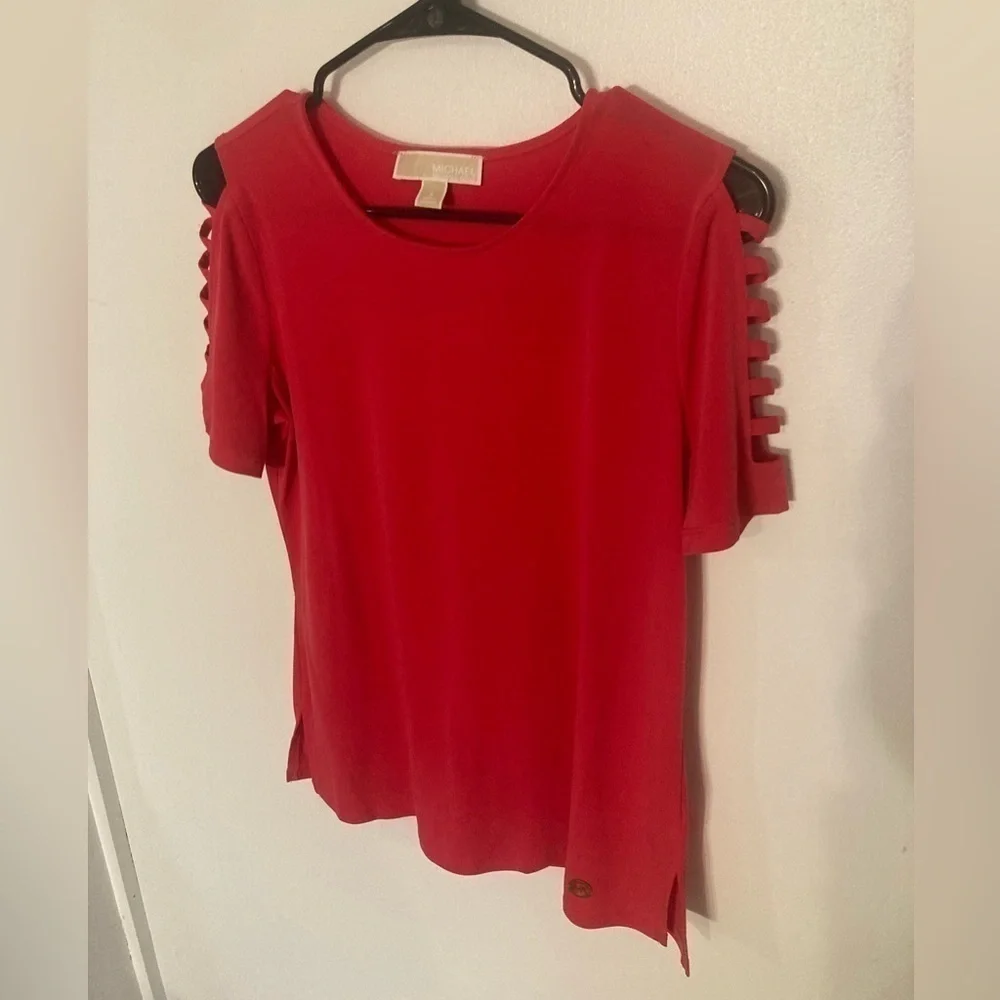 Michael Michael Kors red/pink blouse in size small. No flaws